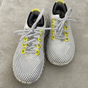 All birds tree dasher 1 - grey/lime size W9/M7.5